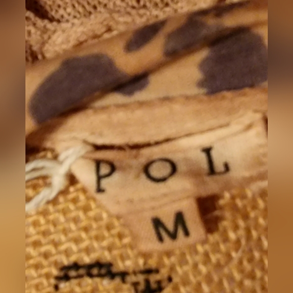 POL Clothing Women's top in a mauve/tanish color with Leopard Print. Size M.NWT - Picture 9 of 11